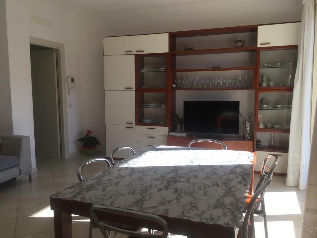 Apartamento Poggio Ai Vigneti Entratico Exterior foto